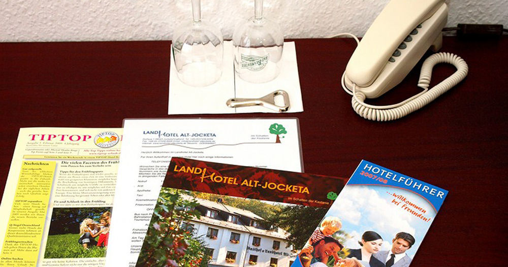 Landhotel Alt-Jocketa Pohl  ภายนอก รูปภาพ